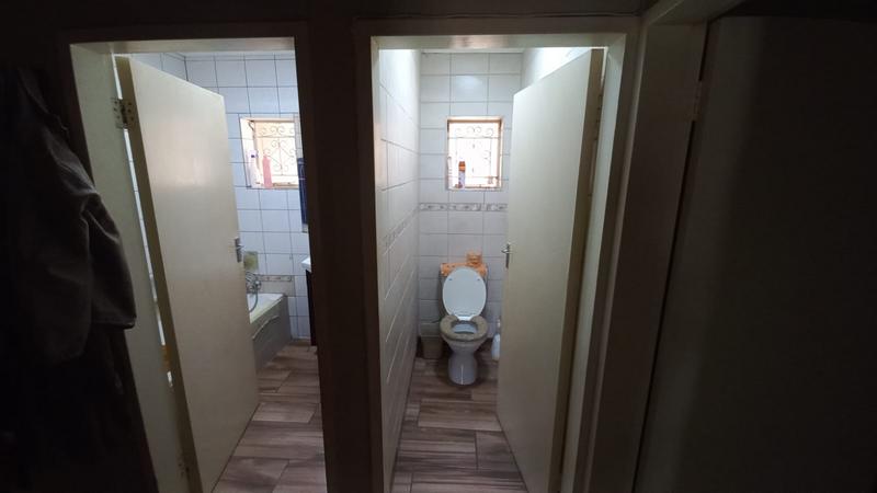 To Let 3 Bedroom Property for Rent in Danville Gauteng