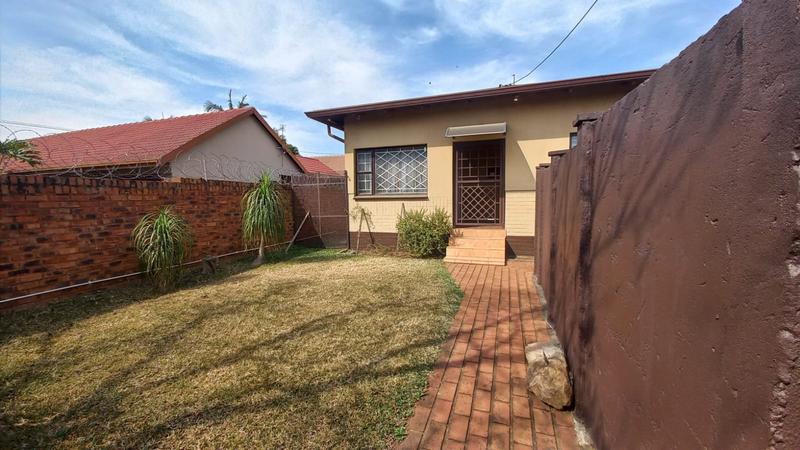 5 Bedroom Property for Sale in Pretoria Gardens Gauteng