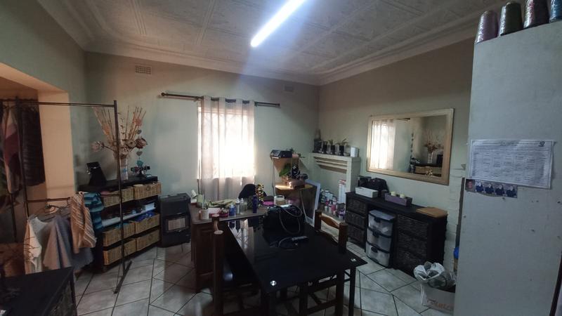 5 Bedroom Property for Sale in Pretoria Gardens Gauteng