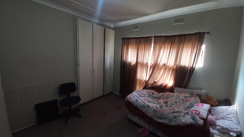 5 Bedroom Property for Sale in Pretoria Gardens Gauteng