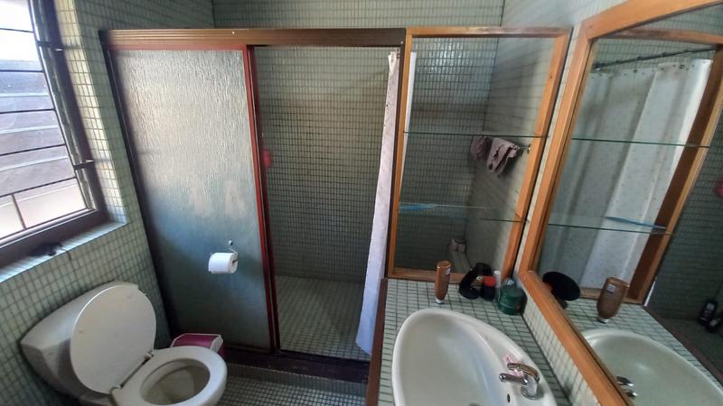 5 Bedroom Property for Sale in Pretoria Gardens Gauteng