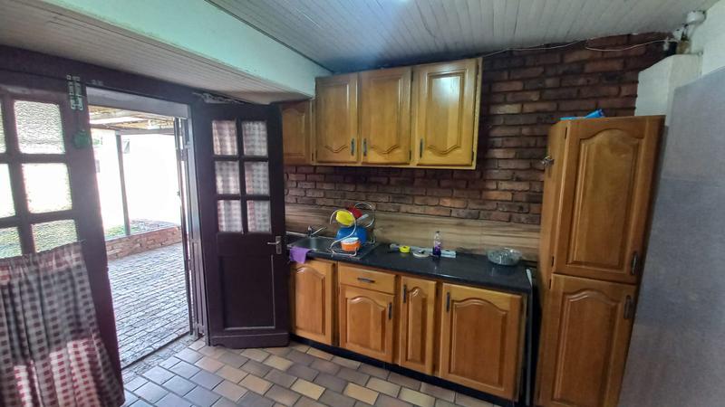 5 Bedroom Property for Sale in Pretoria Gardens Gauteng