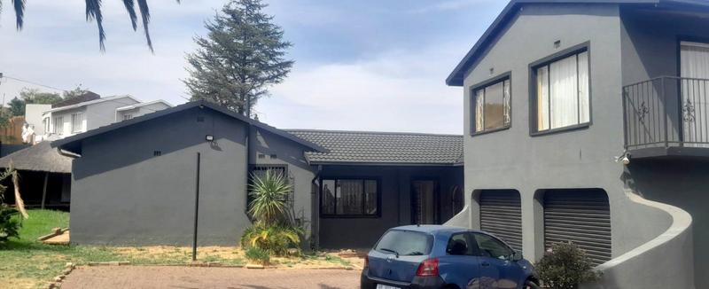 4 Bedroom Property for Sale in Naturena Gauteng