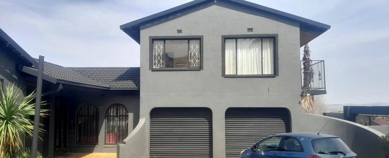 4 Bedroom Property for Sale in Naturena Gauteng