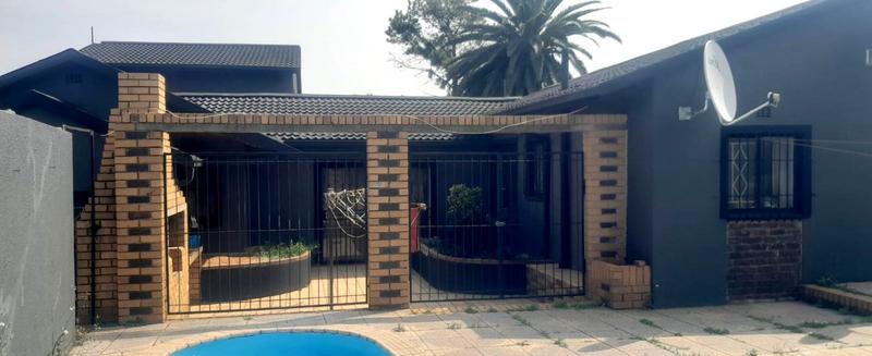 4 Bedroom Property for Sale in Naturena Gauteng