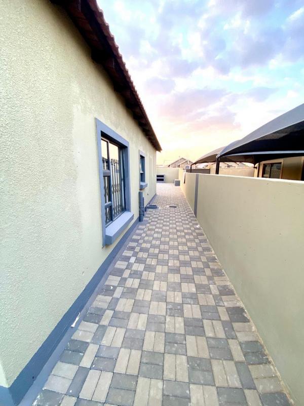 3 Bedroom Property for Sale in Toekomsrus Gauteng