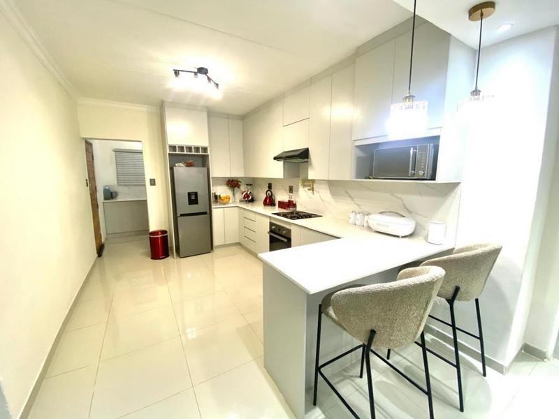 3 Bedroom Property for Sale in Toekomsrus Gauteng