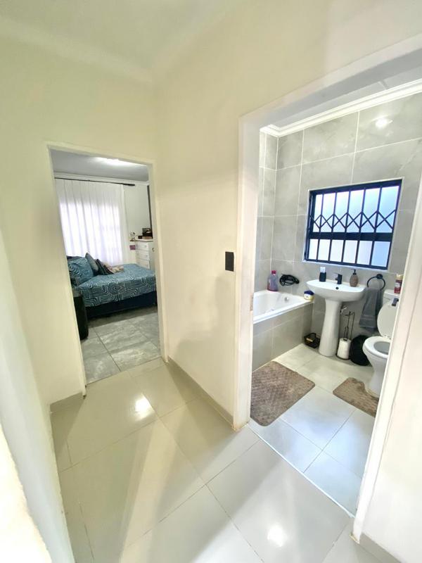 3 Bedroom Property for Sale in Toekomsrus Gauteng