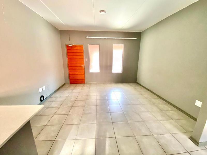 2 Bedroom Property for Sale in Witpoortjie Gauteng
