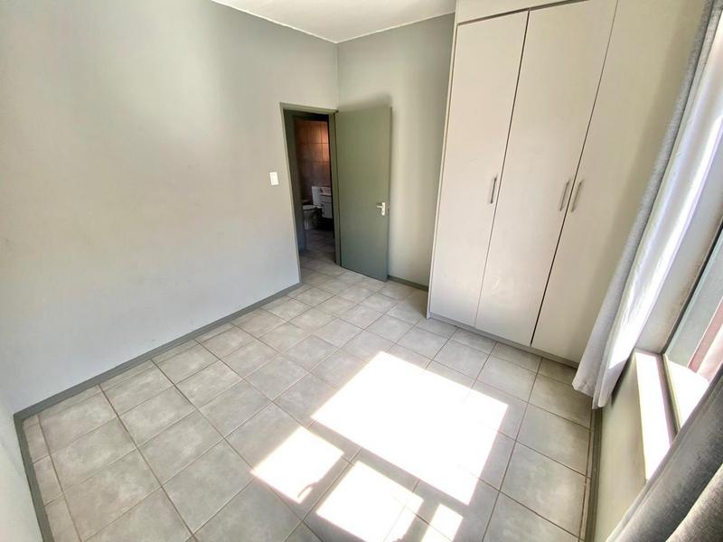 2 Bedroom Property for Sale in Witpoortjie Gauteng