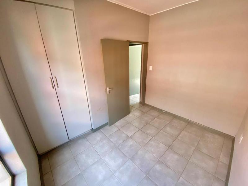 2 Bedroom Property for Sale in Witpoortjie Gauteng