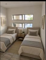 To Let 2 Bedroom Property for Rent in Hurlingham Gauteng