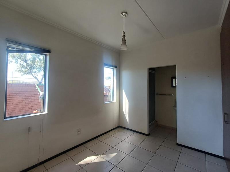3 Bedroom Property for Sale in Florentia Gauteng