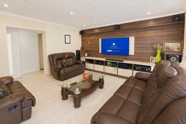 3 Bedroom Property for Sale in Klopperpark Gauteng