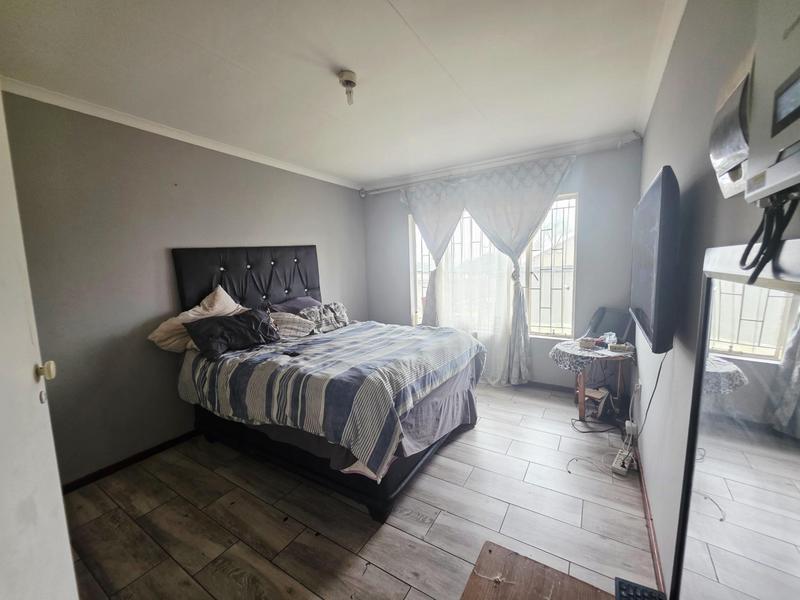3 Bedroom Property for Sale in Birch Acres Gauteng