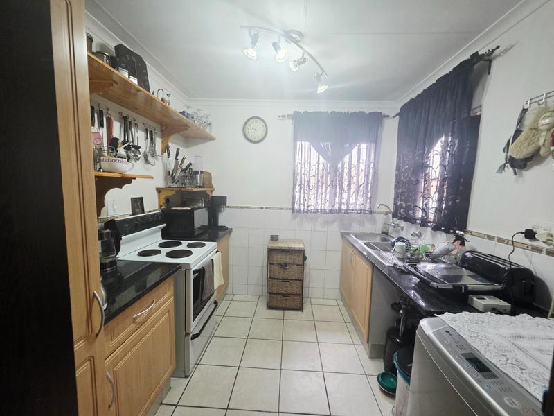 3 Bedroom Property for Sale in Rhodesfield Gauteng