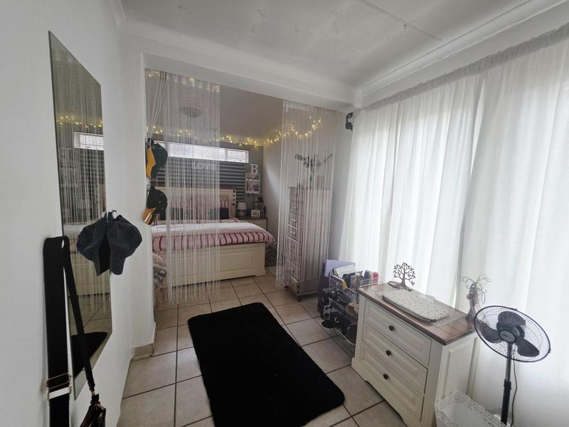 3 Bedroom Property for Sale in Rhodesfield Gauteng