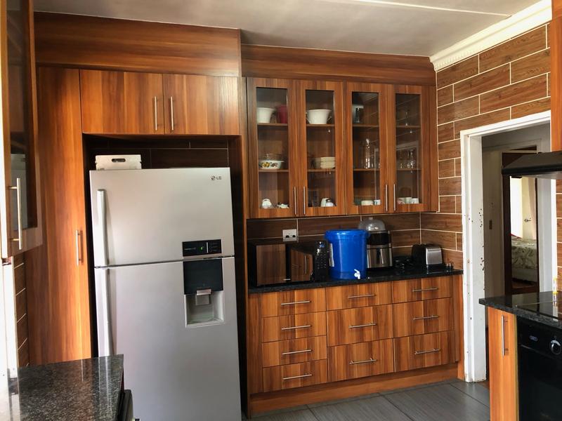 5 Bedroom Property for Sale in Rhodesfield Gauteng