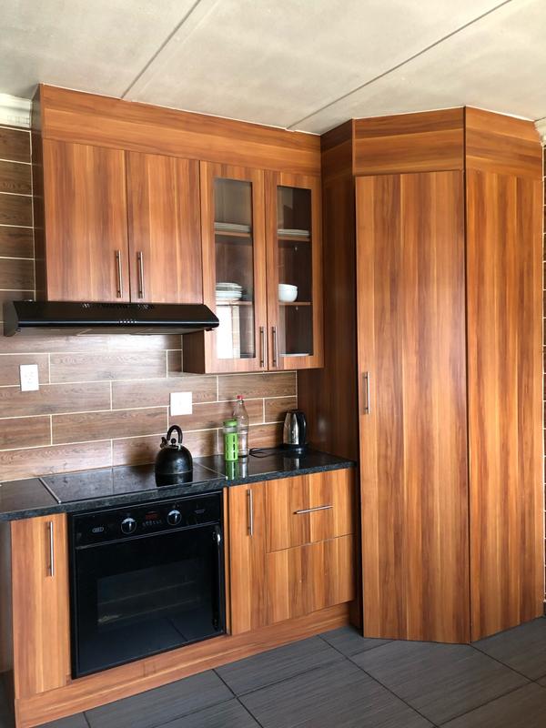 5 Bedroom Property for Sale in Rhodesfield Gauteng