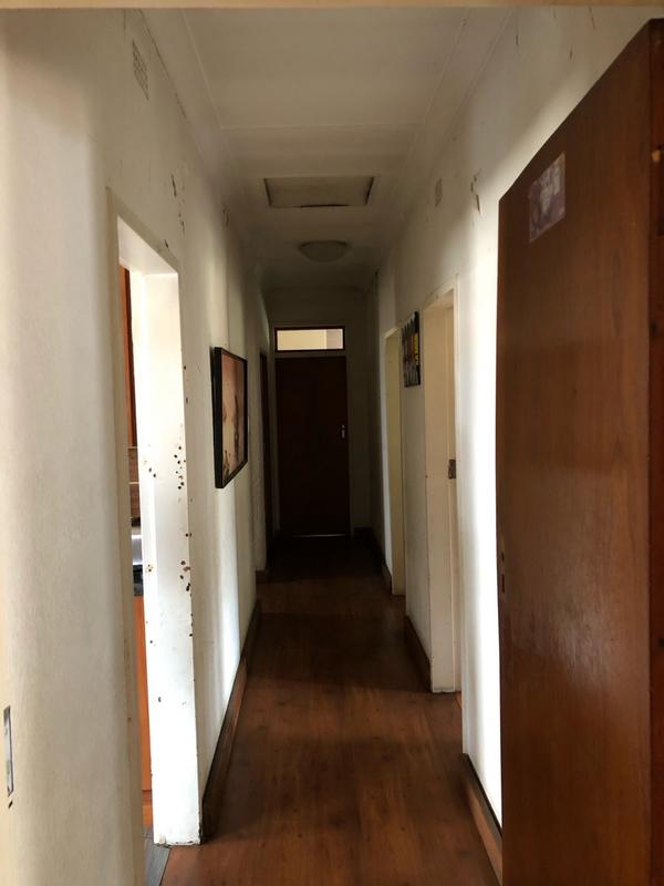 5 Bedroom Property for Sale in Rhodesfield Gauteng