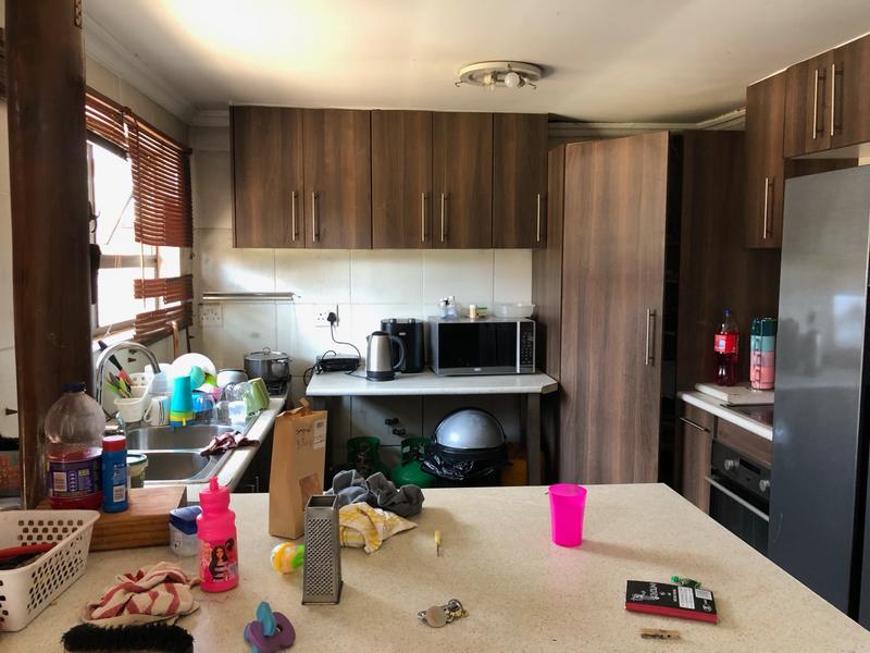 5 Bedroom Property for Sale in Rhodesfield Gauteng