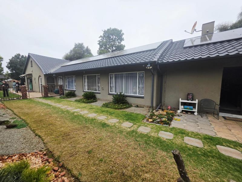 5 Bedroom Property for Sale in Terenure Gauteng