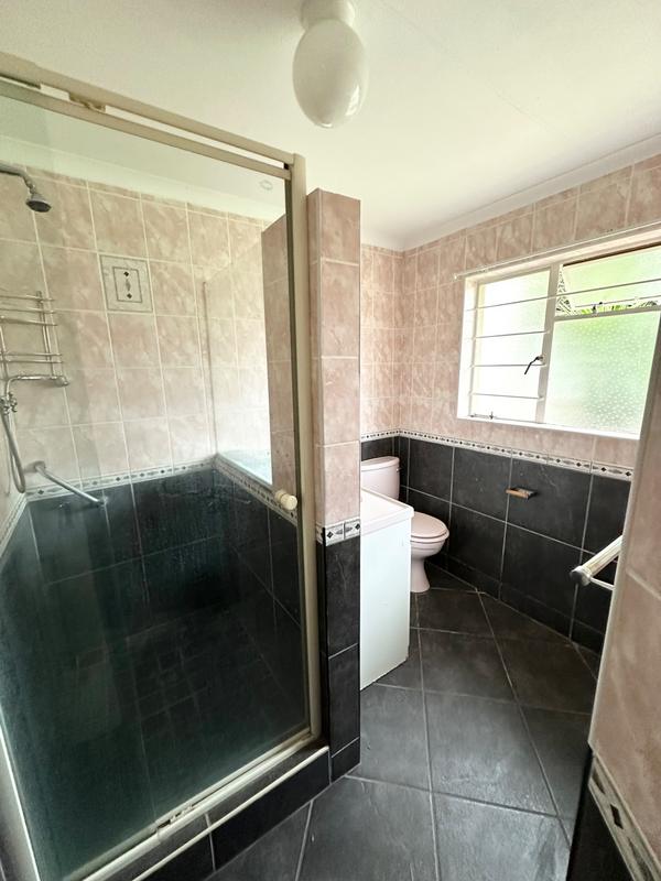 5 Bedroom Property for Sale in Selcourt Gauteng