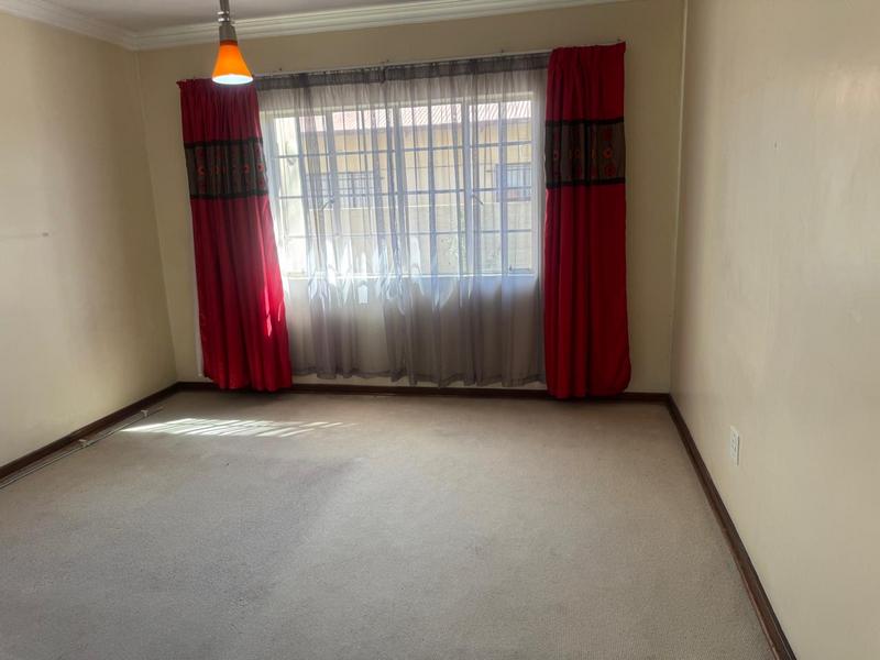 4 Bedroom Property for Sale in The Hill Gauteng