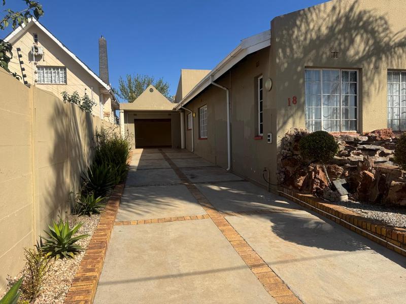 4 Bedroom Property for Sale in The Hill Gauteng
