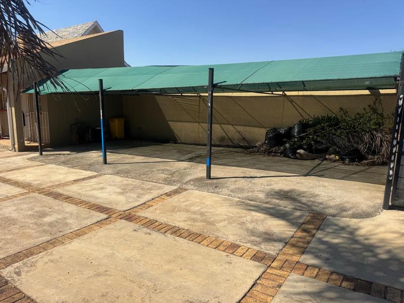 4 Bedroom Property for Sale in The Hill Gauteng