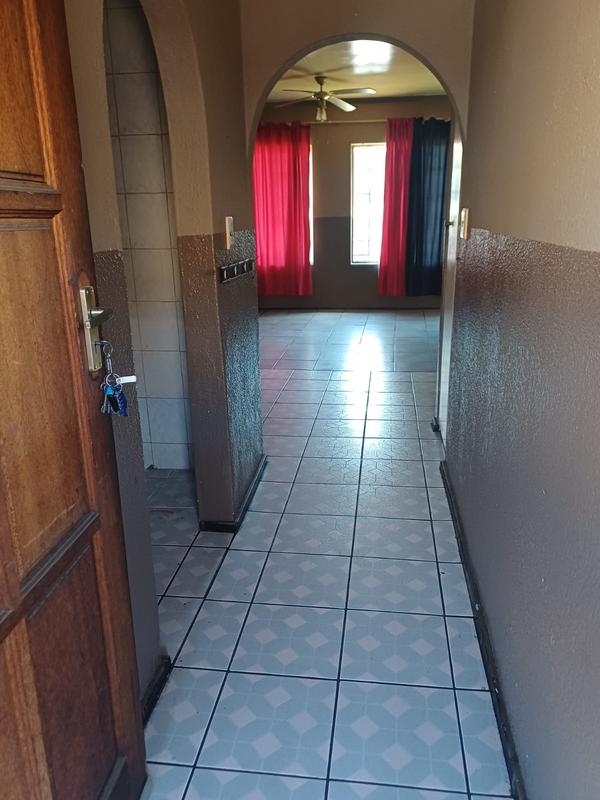 2 Bedroom Property for Sale in Ravensklip Gauteng