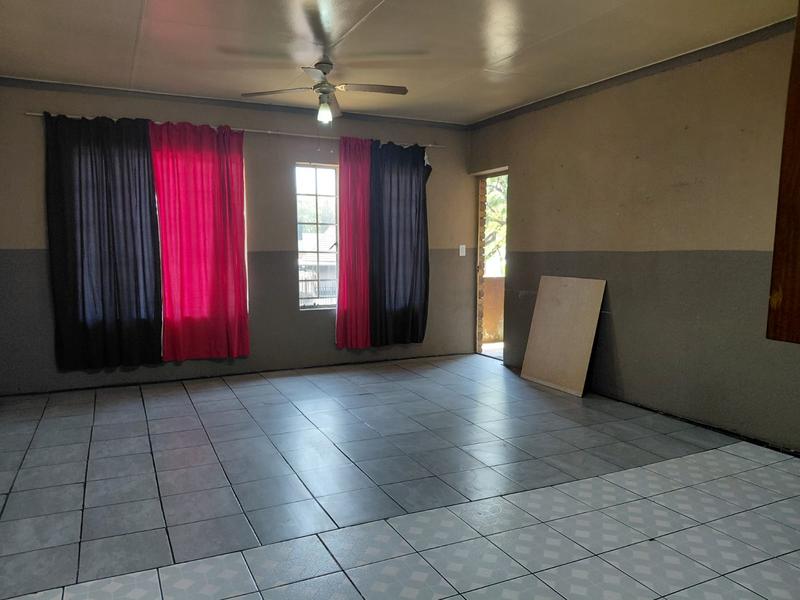 2 Bedroom Property for Sale in Ravensklip Gauteng