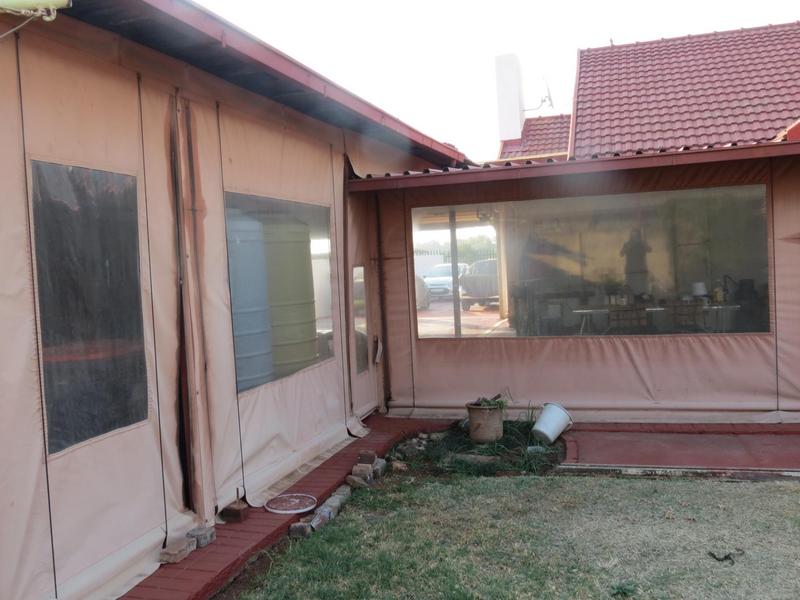 4 Bedroom Property for Sale in Germiston Central Gauteng
