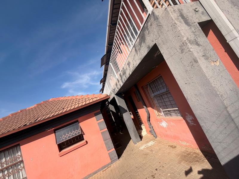 11 Bedroom Property for Sale in Olievenhoutbosch Gauteng