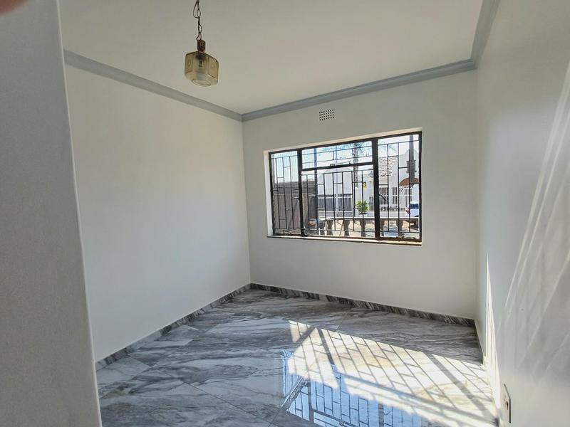 To Let 2 Bedroom Property for Rent in Laudium Gauteng
