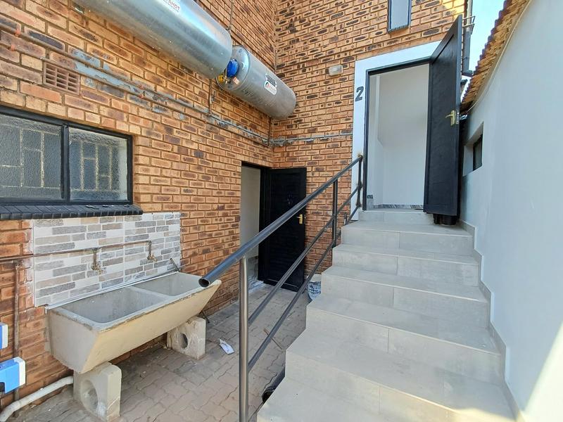 To Let 2 Bedroom Property for Rent in Laudium Gauteng