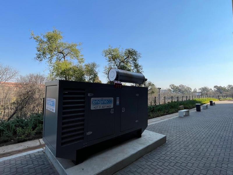 To Let Commercial Property for Rent in Die Hoewes Gauteng