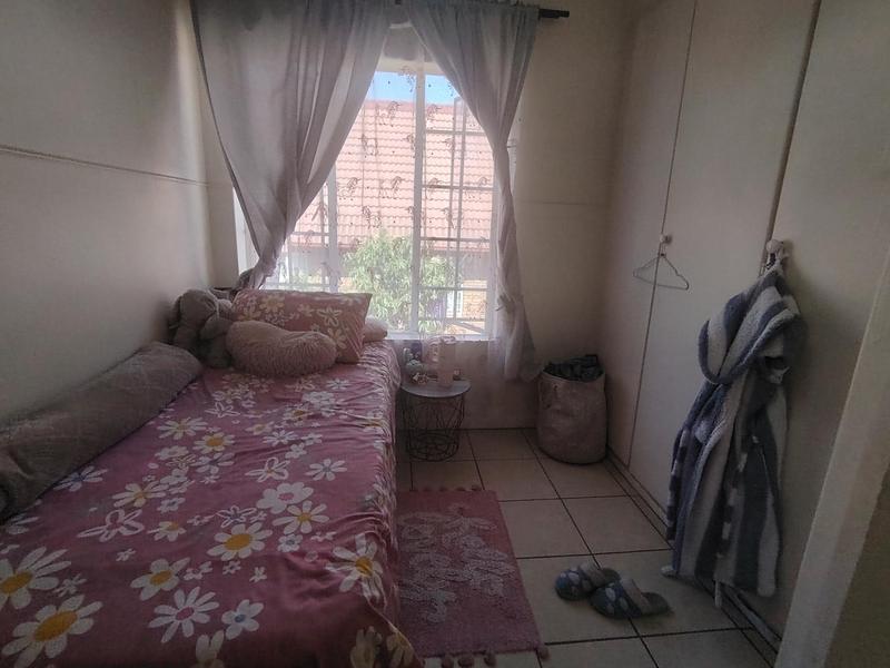 To Let 2 Bedroom Property for Rent in Zwartkop Gauteng