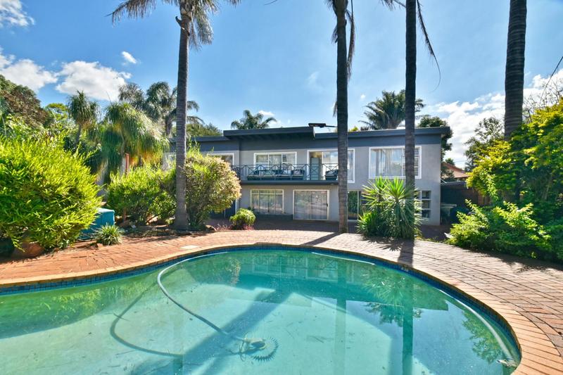 3 Bedroom Property for Sale in Glenvista Gauteng