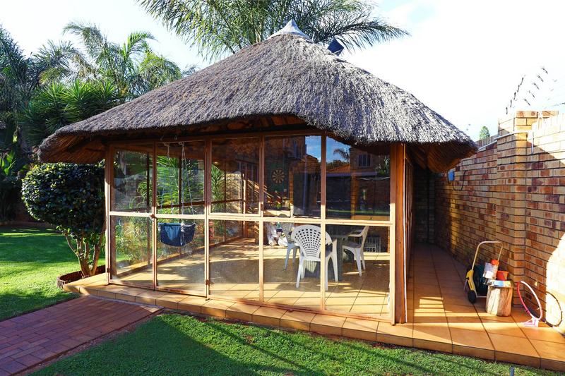 3 Bedroom Property for Sale in Honeyhills Gauteng
