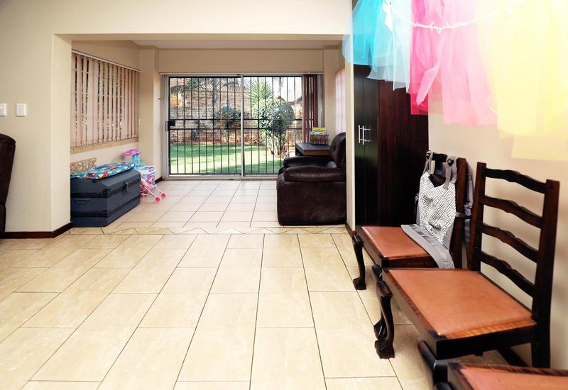 3 Bedroom Property for Sale in Honeyhills Gauteng