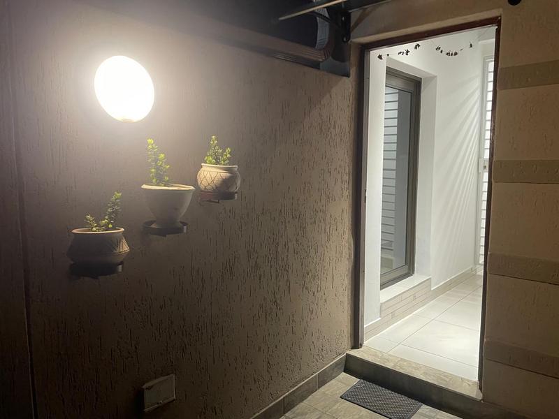 1 Bedroom Property for Sale in Northcliff Gauteng