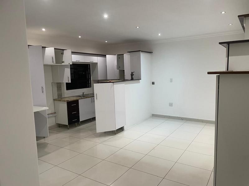 1 Bedroom Property for Sale in Northcliff Gauteng