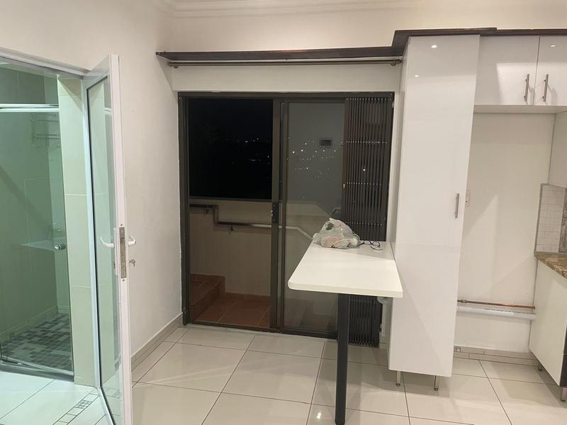 1 Bedroom Property for Sale in Northcliff Gauteng