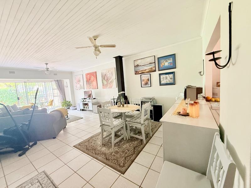 2 Bedroom Property for Sale in Flora Gardens Gauteng