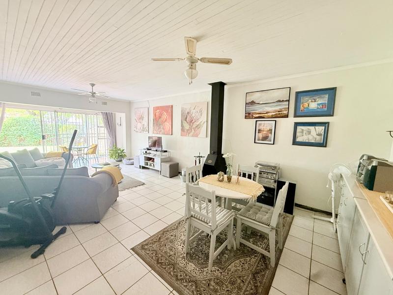 2 Bedroom Property for Sale in Flora Gardens Gauteng