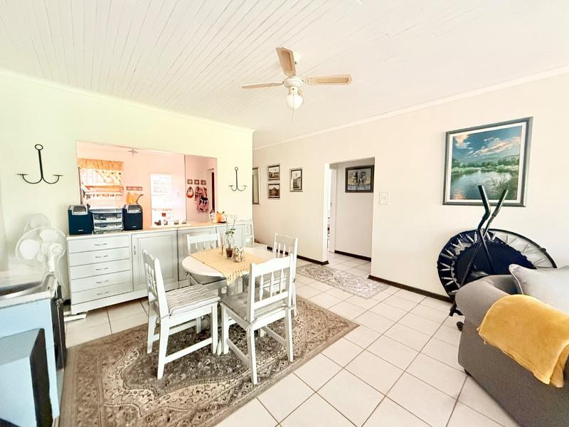 2 Bedroom Property for Sale in Flora Gardens Gauteng