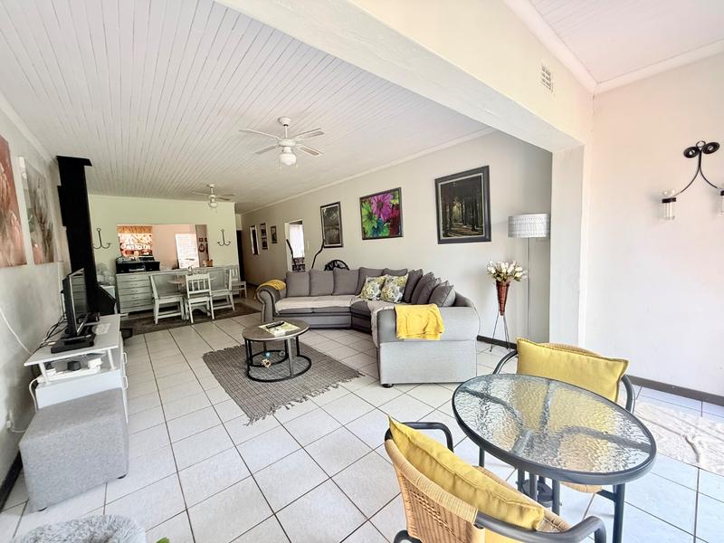 2 Bedroom Property for Sale in Flora Gardens Gauteng