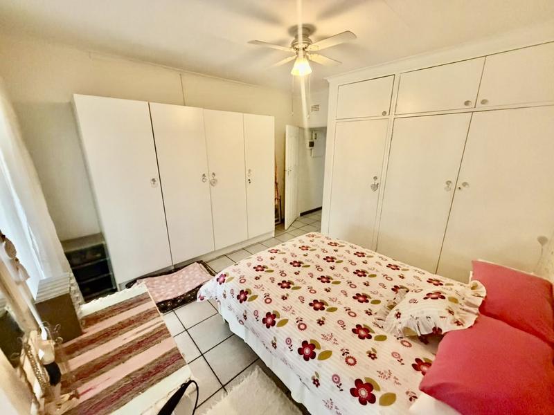 2 Bedroom Property for Sale in Flora Gardens Gauteng