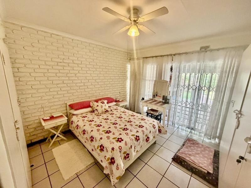 2 Bedroom Property for Sale in Flora Gardens Gauteng